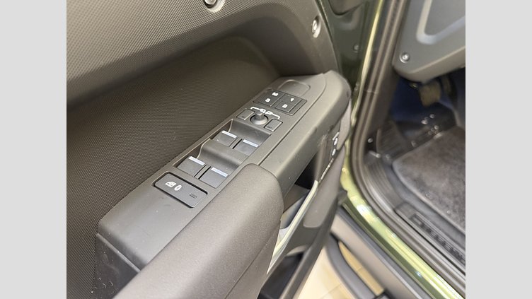 2026 Ny Land Rover Defender 110 Woolstone Green Bensin Laddhybrid X-Dynamic SE