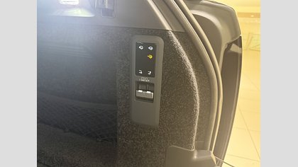 Range Rover 28