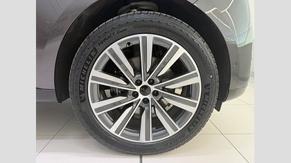 Range Rover 6