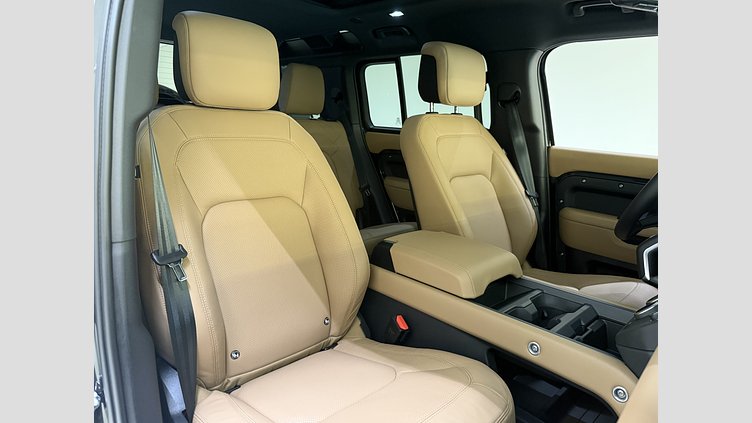 2026 Begagnad Land Rover Defender 110 Carpathian Grey Bensin Laddhybrid X-Dynamic HSE