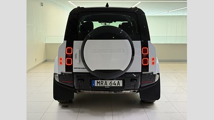 Defender 110 4