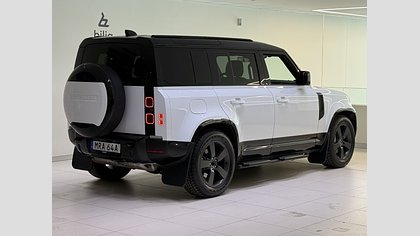 Defender 110 3