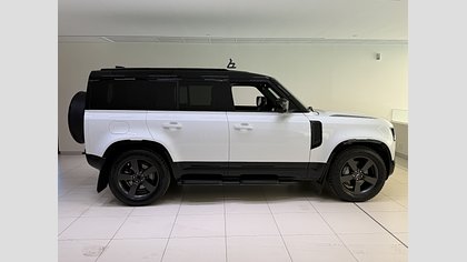 Defender 110 2