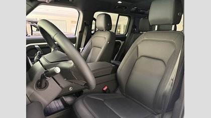 Defender 110 7