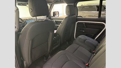 Defender 110 18