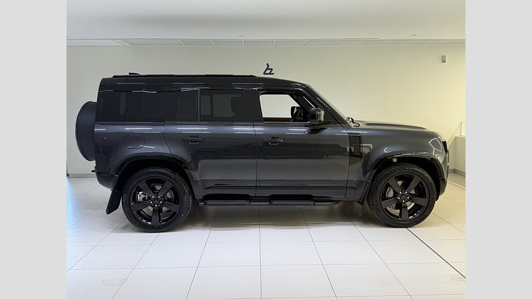 2026 Begagnad Land Rover Defender 110 Carpathian Grey Bensin Laddhybrid X-Dynamic HSE