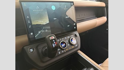 Defender 110 15