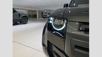 Defender 110 6
