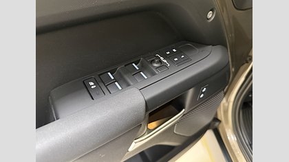 Defender 110 10
