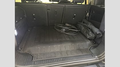 Defender 110 19