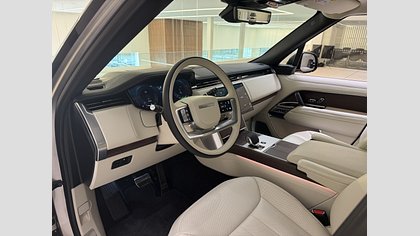 Range Rover 8