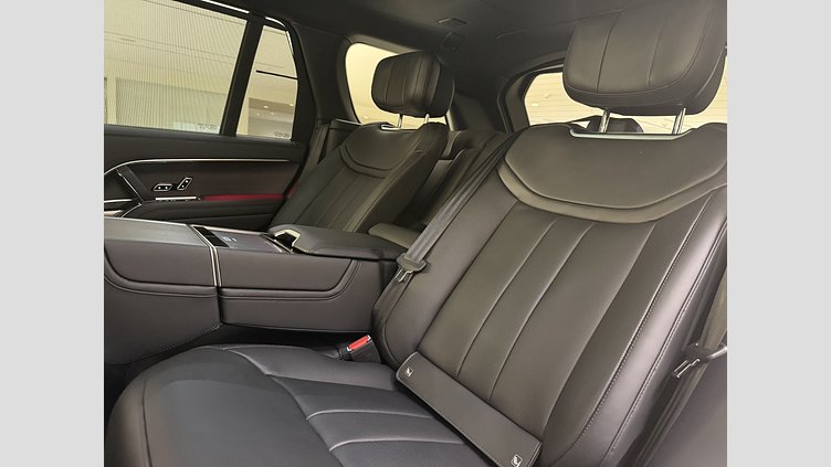 2026 Begagnad Land Rover Range Rover Santorini Black P550e AWD AUTO PHEV Standard hjulbas Autobiography