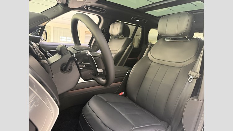 2026 Begagnad Land Rover Range Rover Santorini Black P550e AWD AUTO PHEV Standard hjulbas Autobiography