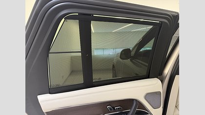 Range Rover 27