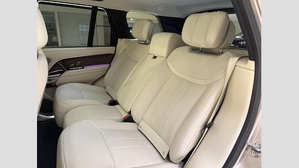 Range Rover 26