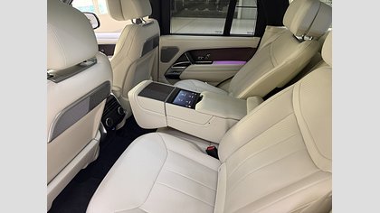 Range Rover 22