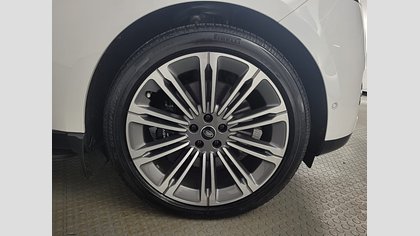 Range Rover 9