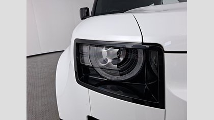 Defender 110 2