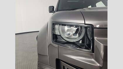 Defender OCTA 17