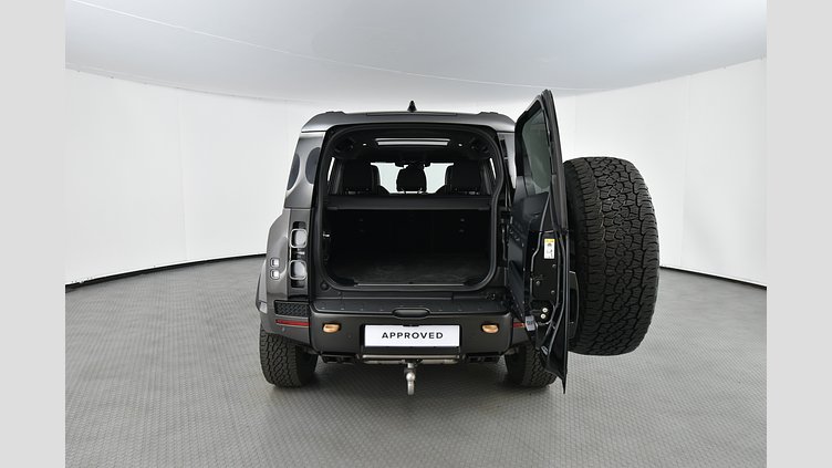 2025 Approved Land Rover Defender OCTA Tourmaline Brown - Gloss finish Automatic Land Rover Defender 110 Octa