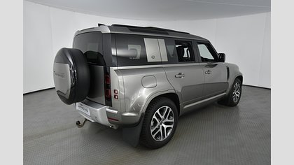 Defender 110 1
