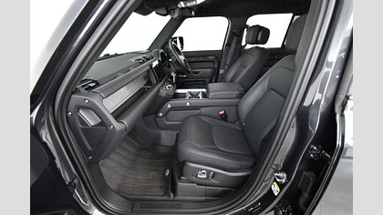 Defender 130 16