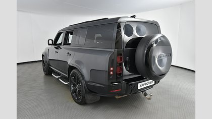 Defender 130 4