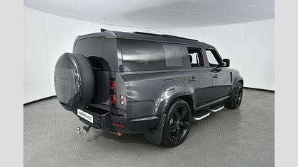 Defender 130 5