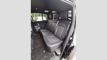 Defender 110 4