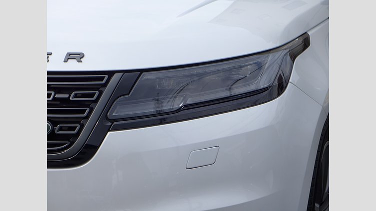 2025 認定中古車 Land Rover Range Rover Velar オストゥーニパールホワイト D200マイルドハイブリッド（ディーゼル） スタンダードホイールベース Dynamic SE