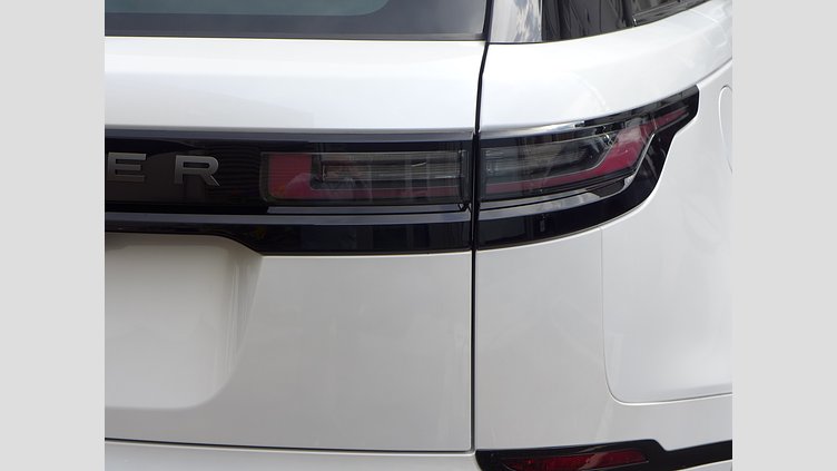 2025 認定中古車 Land Rover Range Rover Velar オストゥーニパールホワイト D200マイルドハイブリッド（ディーゼル） スタンダードホイールベース Dynamic SE