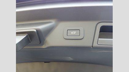 Range Rover Velar 70