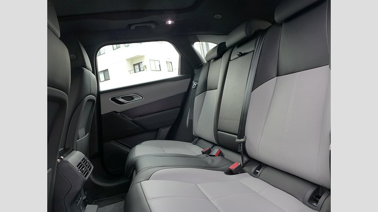 2025 認定中古車 Land Rover Range Rover Velar オストゥーニパールホワイト D200マイルドハイブリッド（ディーゼル） スタンダードホイールベース Dynamic SE