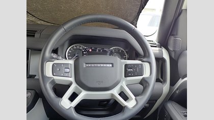 Defender 110 37