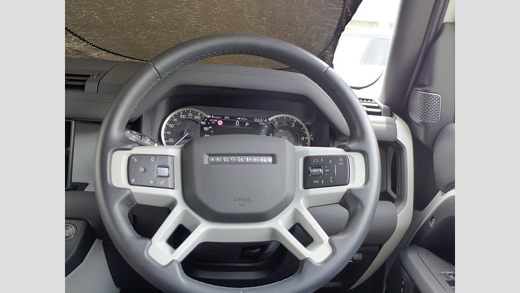 2023 認定中古車 Land Rover Defender 110 フジホワイト D300 AWD（AT） S
