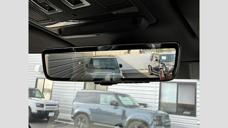 2024 認定中古車 Land Rover Defender 110 カルパチアングレイ D300 AWD（AT） X-DYNAMIC HSE