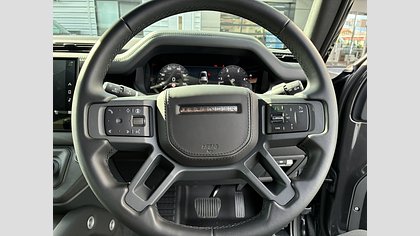 Defender 110 23