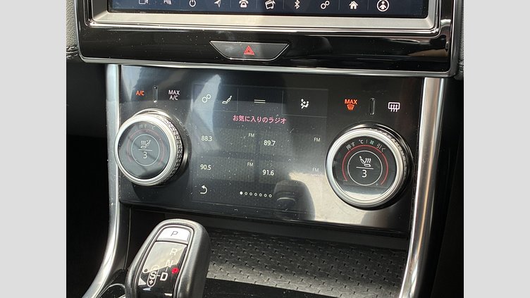2019 認定中古車 Jaguar XE カルデラレッド D180 RWD AUTOMATIC 4 door Saloon S