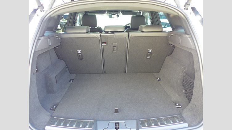 2023 認定中古車 Land Rover Range Rover Evoque フジホワイト P250（ガソリン） スタンダードホイールベース DYNAMIC HSE