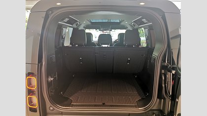 Defender 110 14