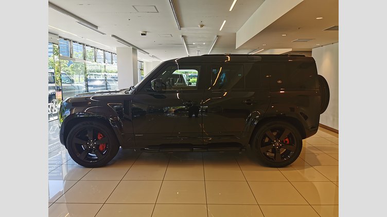 2021 認定中古車 Land Rover Defender 110 サントリーニブラック D300 AWD（AT） X