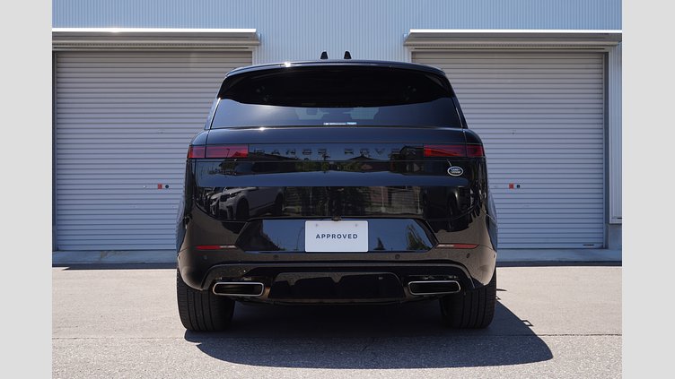2023 認定中古車 Land Rover Range Rover Sport サントリーニブラック 3.0リッター6気筒400PSターボチャージドガソリンMHEV（オートマチック） FIRST EDITION