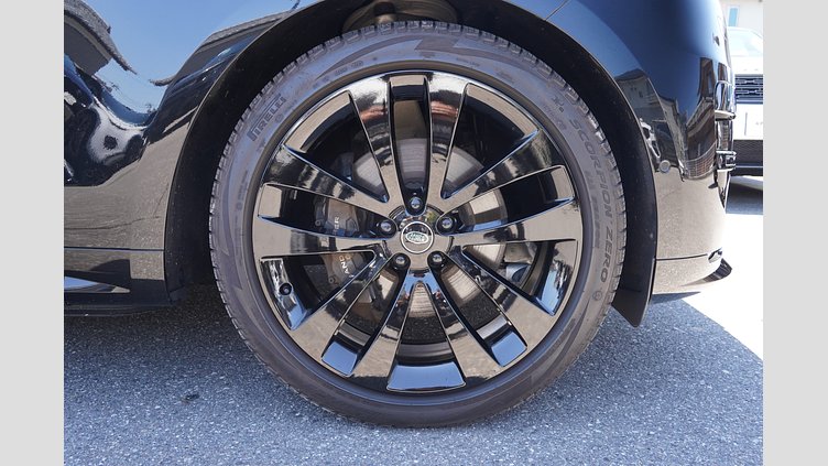 2023 認定中古車 Land Rover Range Rover Sport サントリーニブラック 3.0リッター6気筒400PSターボチャージドガソリンMHEV（オートマチック） FIRST EDITION