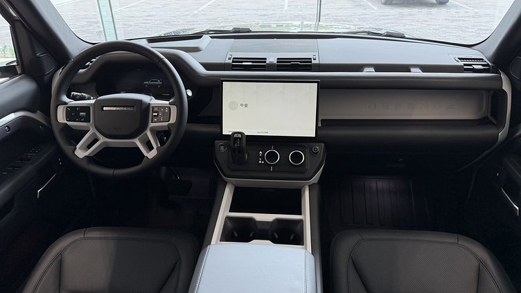 2026 新車 Land Rover Defender 110 (1CN) Borasco Grey 布拉斯卡灰 D350  輕油電混合 X-Dynamic HSE