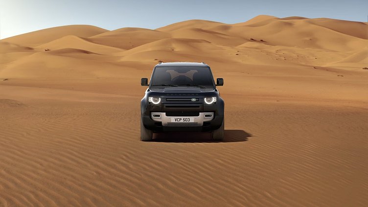 2023 認定中古車 Land Rover Defender 110 サントリーニブラック D300 AWD（AT） S　D300　コイルサスペンション装着車