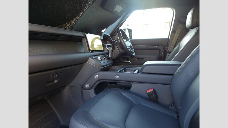 2022 認定中古車 Land Rover Defender 110 カルパチアングレイ D300 AWD（AT） X-DYNAMIC HSE