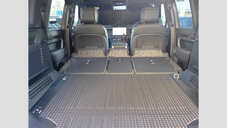 2022 認定中古車 Land Rover Defender 110 カルパチアングレイ D300 AWD（AT） X-DYNAMIC HSE