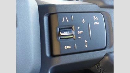 Defender 110 54