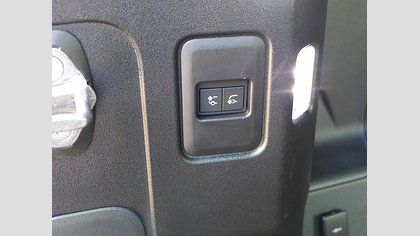 Defender 110 69