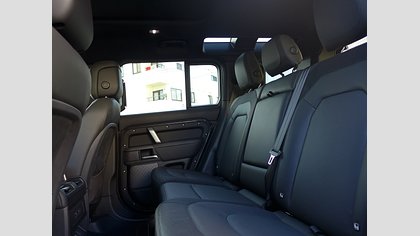 Defender 110 33